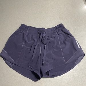 Lululemon Hotty Hot 2.5” Short